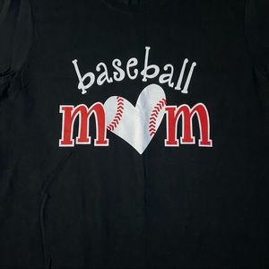 Baseball Mom Tee ⚾️  -Check out the back!